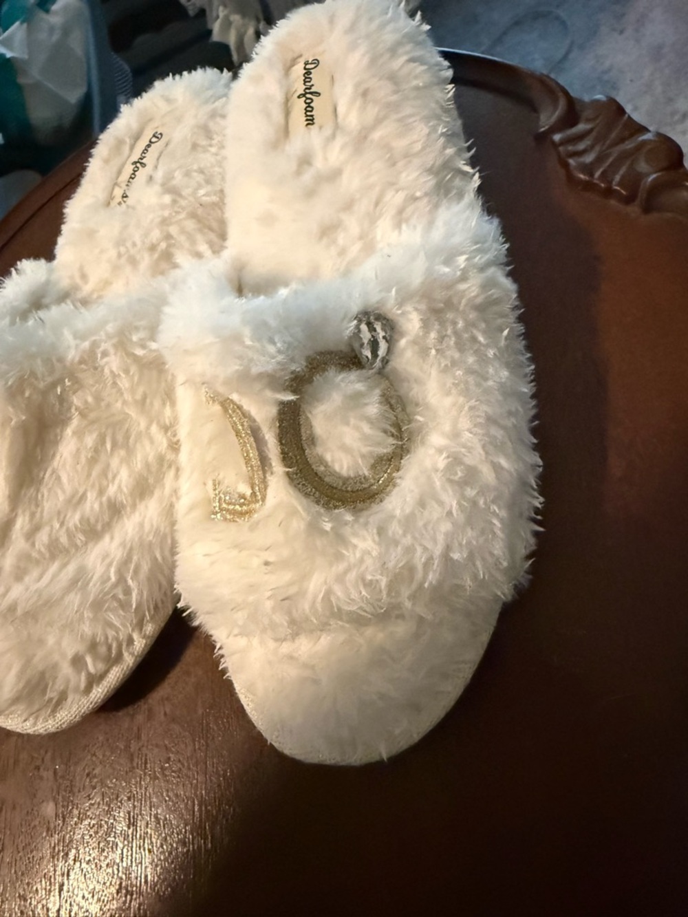 dearfoams Cream Fuzzy Slide Slippers with Gold Accents - Picture 2 of 4